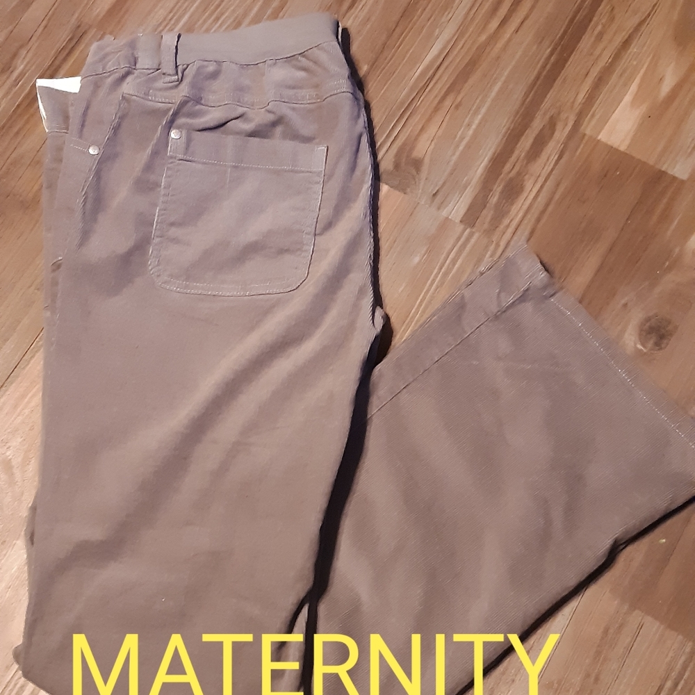 🍷🍷🍷NWT LIZ LANGE MATERNITY PANTS
